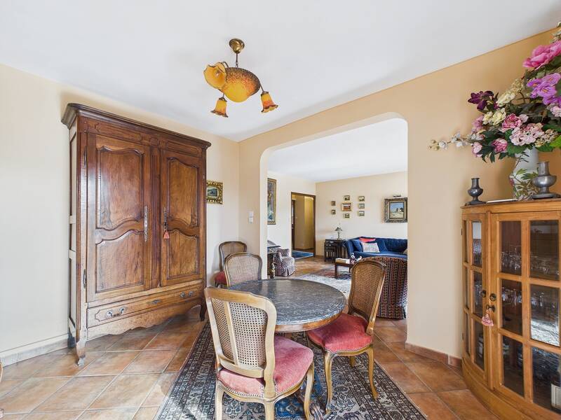 Sanary-Sur-Mer (83110)