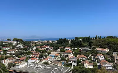 Antibes (06600)