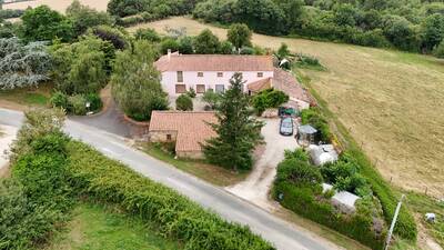 Vente maison 11 pièces Mouilleron-en-Pareds (85390)