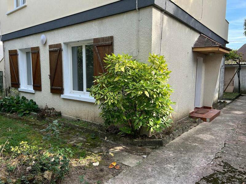 Champs-Sur-Marne (77420)