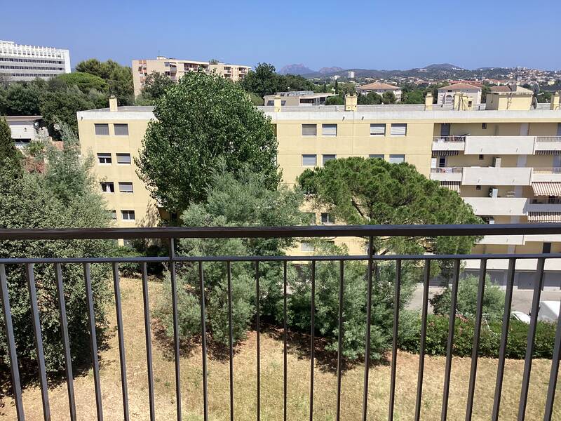 Fréjus (83600)