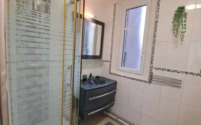 Saint-Ouen-Sur-Seine (93400)