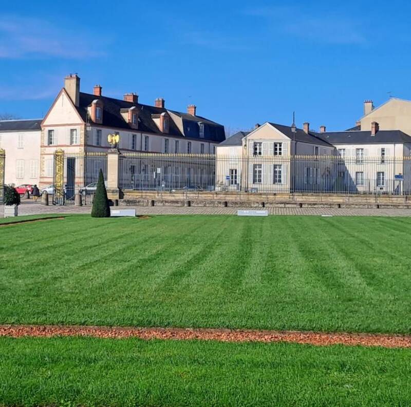 Fontainebleau (77300)