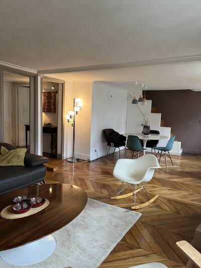 Location appartement 4 pièces Paris 8e