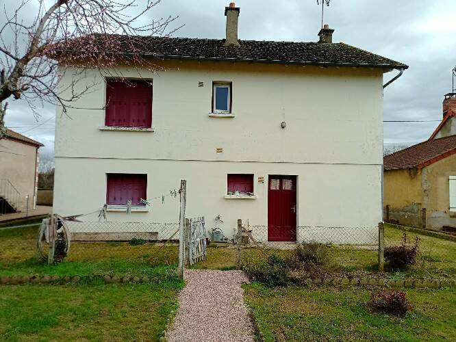 Cosne-D'allier (03430)