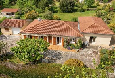 Vente maison 6 pièces Vitrac (24200)