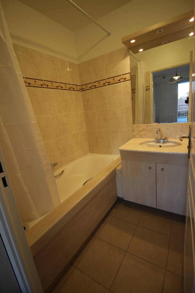 Courbevoie (92400)