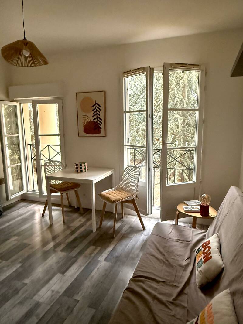 Magny-Le-Hongre (77700)