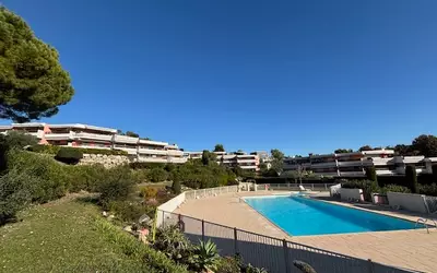Antibes (06600)