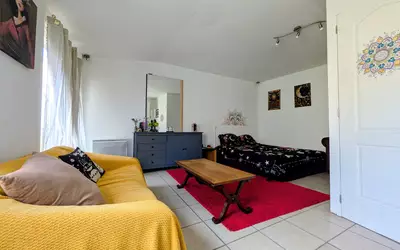Houdan (78550)