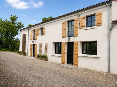 Vente maison 8 pièces Saint-Jean-de-Liversay (17170)