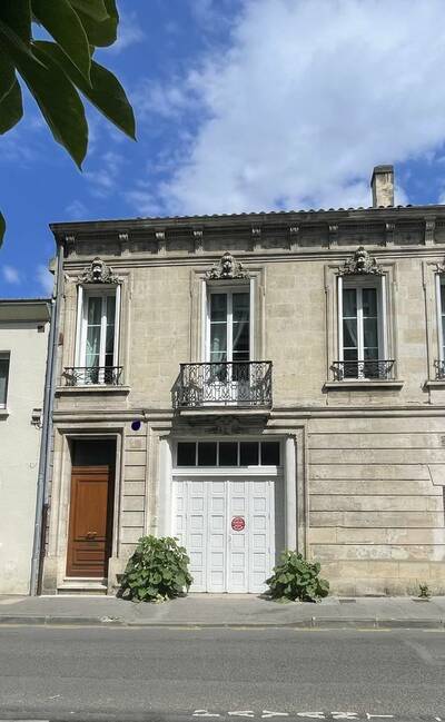 Location appartement studio Bordeaux (33)