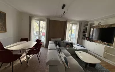 Paris 11E (75011)