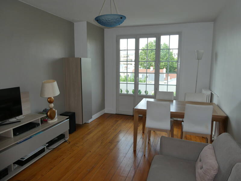 Bois-Colombes (92270)