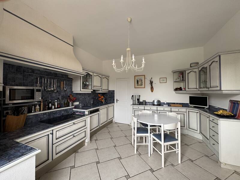 Livry-Louvercy (51400)