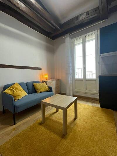Location appartement studio Paris 20e