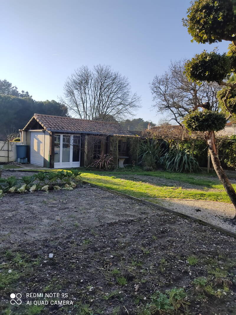 Les Moutiers-En-Retz (44760)