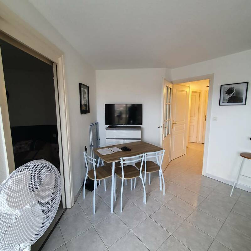 Fréjus (83600)