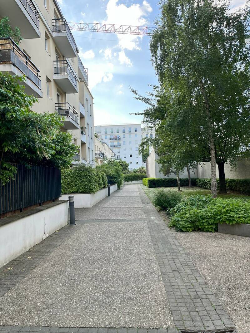 Saint-Ouen-Sur-Seine (93400)