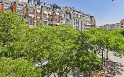 Paris (75016) - Michel-Ange Molitor -