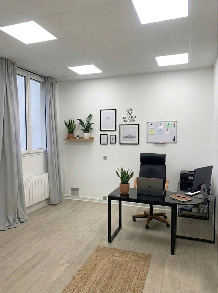 Bureaux, local professionnel Bagnolet (93170) 595€ - 20&nbsp;m² - 595&nbsp;&euro;