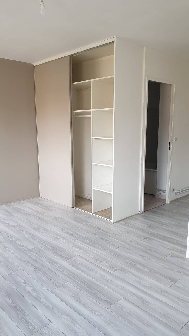 Melun (77000)
