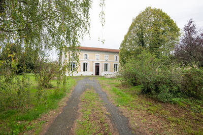 Vente maison 13 pièces Plassac (17240)