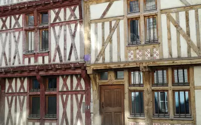 Troyes (10000)