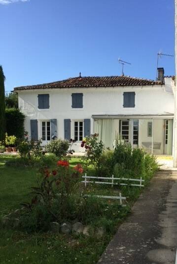 Location maison 4 pièces Saint-Sauvant (17610)