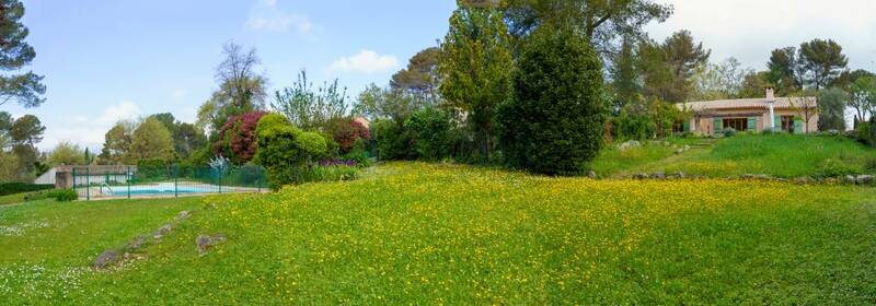 Roquefort-Les-Pins (06330)