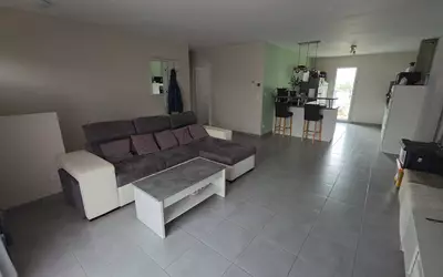 Homps (11200)
