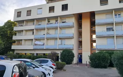 Nîmes (30000)