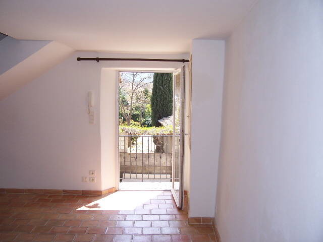 Maubec (84660)