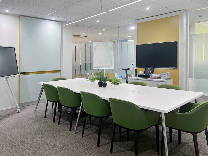 Bureaux, local professionnel Reims - 45&nbsp;m² - 2.089&nbsp;&euro;
