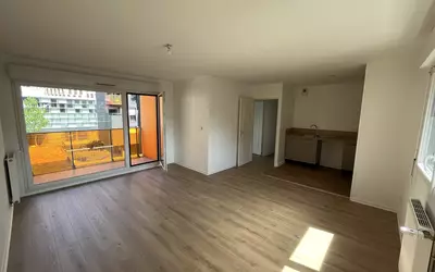 Nantes (44000)