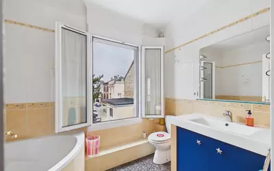 + 1 Studio Indépendant Asnières-Sur-Seine (92600)