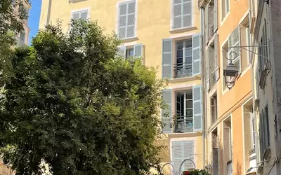 Toulon (83000)