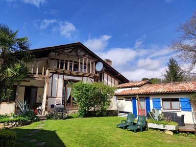 Vente maison 10 pièces Pouillon (40350)