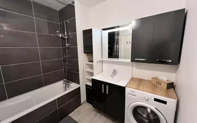 Nanterre (92000)