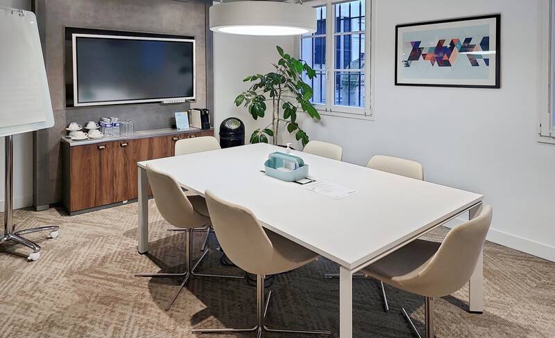 Bureaux, local professionnel Paris 1Er - 20&nbsp;m² - 2.418&nbsp;&euro;