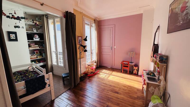 Paris 75019