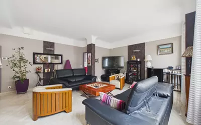 + 1 Studio Indépendant Asnières-Sur-Seine (92600)