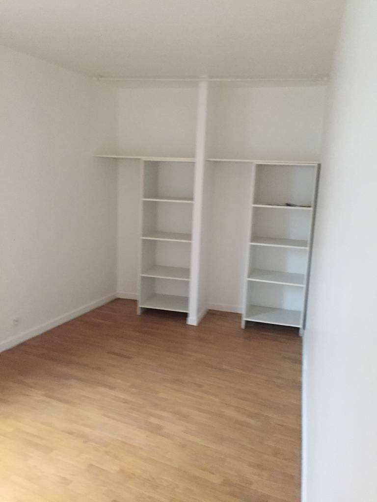 Issy-Les-Moulineaux (92130)
