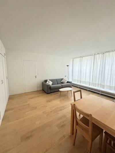 Location appartement 2 pièces Paris 15e