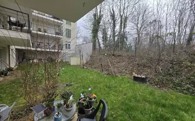 Vaujours (93410)- Terrasse Et Jardin Privatif