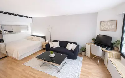 Issy-Les-Moulineaux (92130)