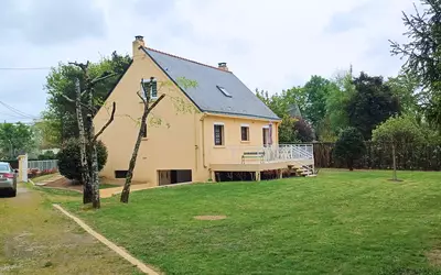 Nantes (44000)