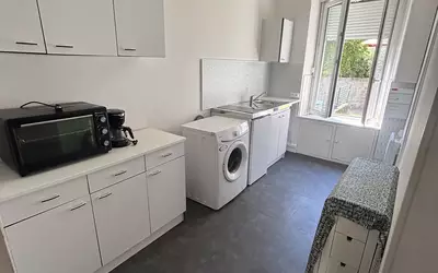 Nantes (44000)