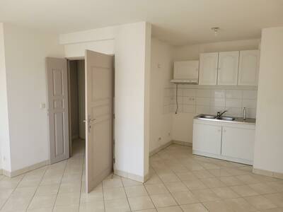 Vente appartement 3 pièces Saint-Fargeau-Ponthierry (77310)