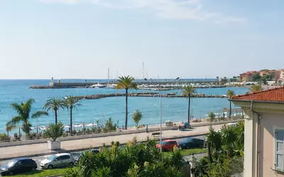 Menton (06500)